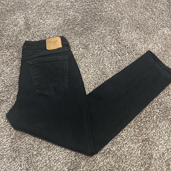 Brand: Abercrombie & Fitch | Athletic Slim Jeans 34X32 - Picture 3 of 5